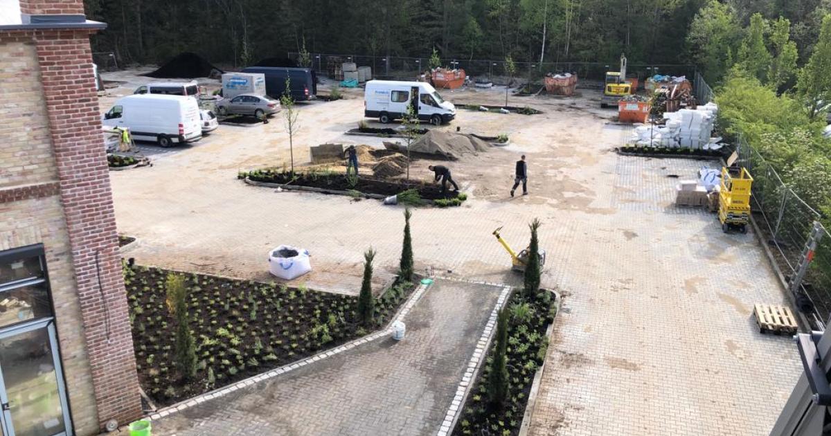 Außenanlage für L‘Osteria im Brunnthal bei München BRAUSCH Garten